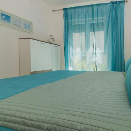 Stichling By Interhome * Вир
